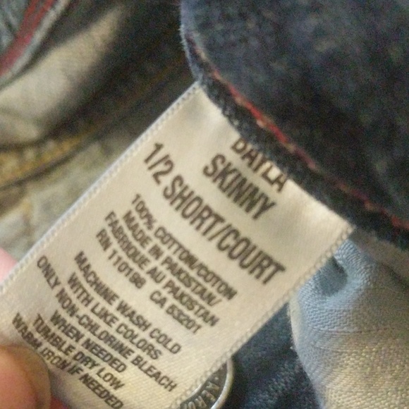 Used Aeropostale Distressed Jeans - Picture 2 of 8